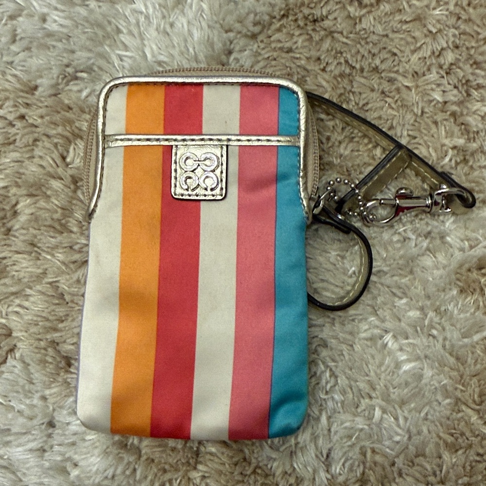 coach wristlet wallet